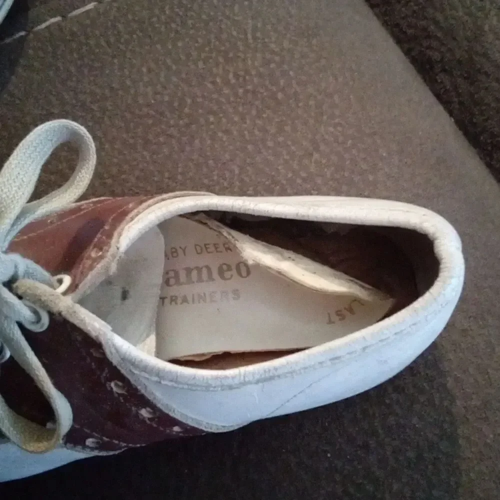 Vintage Baby Deer Cameo Trainers Saddle Shoes